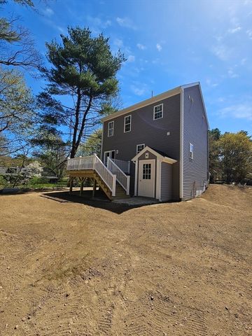 11 Paul Road, Middleboro, MA 02346