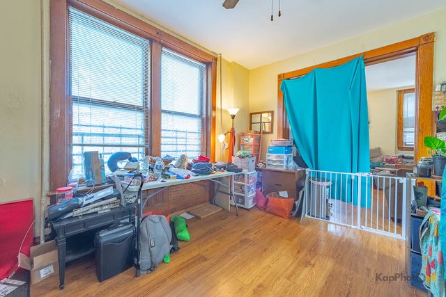 3001 S Haynes Court, Chicago, IL 60608