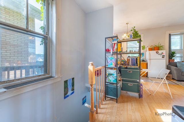 3001 S Haynes Court, Chicago, IL 60608