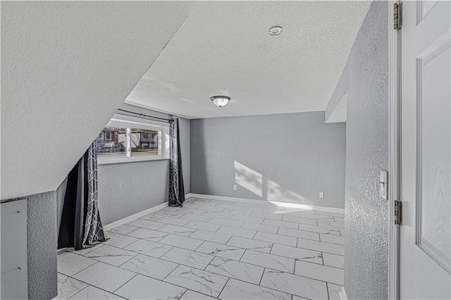 1136 NE 10th Street, Blue Springs, MO 64014