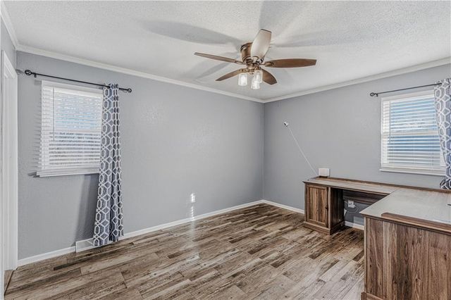 1136 NE 10th Street, Blue Springs, MO 64014