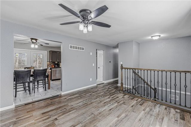 1136 NE 10th Street, Blue Springs, MO 64014