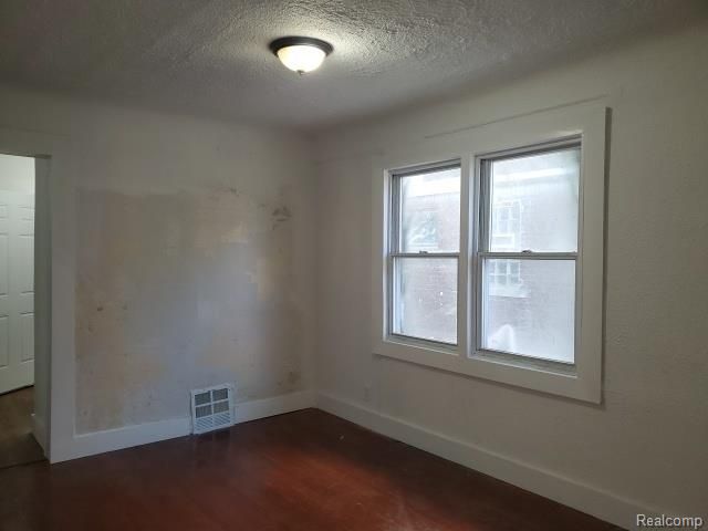 14881 Mapleridge Street, Detroit, MI 48205