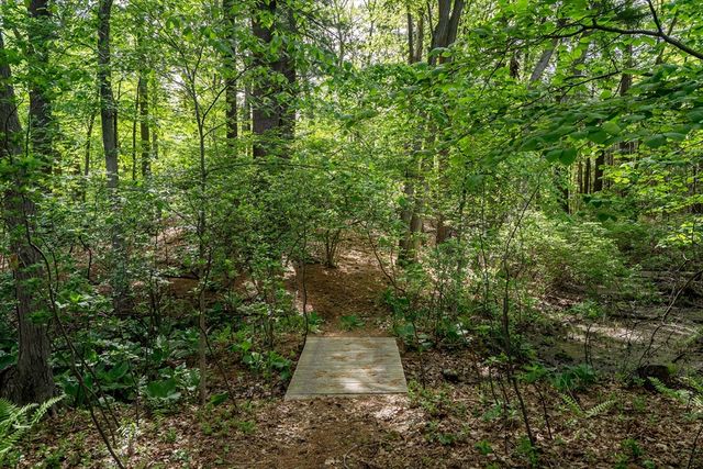 39 Mill St., Burlington, MA 01803