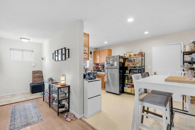 1567 Hawes Court, Redwood City, CA 94061