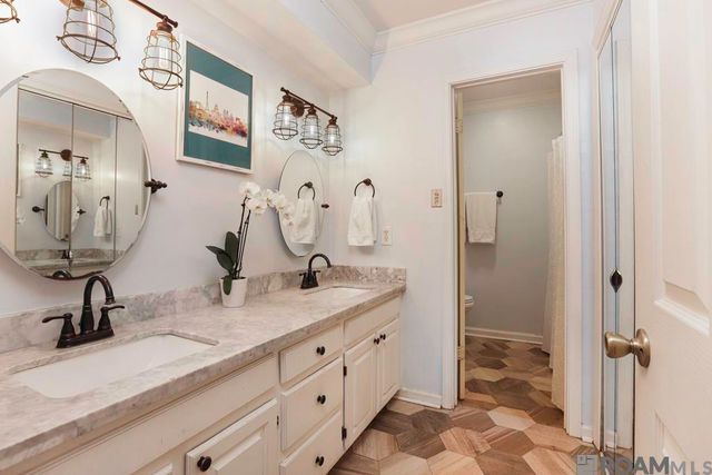 23123 Sunnyside Ln, Zachary, LA 70791