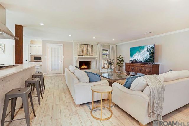 23123 Sunnyside Ln, Zachary, LA 70791