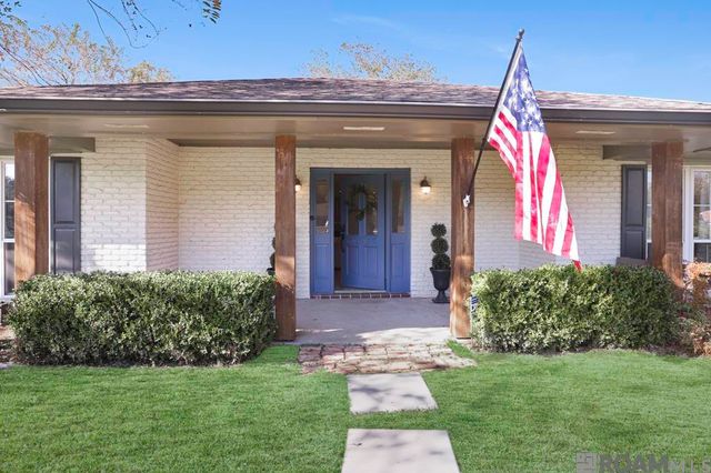 23123 Sunnyside Ln, Zachary, LA 70791