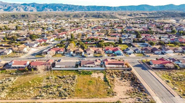 15634 Via Cartagena, Hesperia, CA 92345