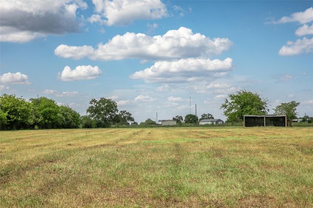 11105 Harmon School RD, Burton, TX 77835