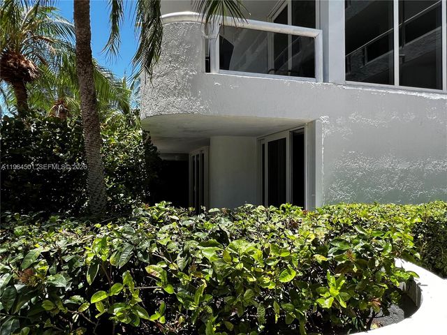 1717 N Bayshore Dr A-1057, Miami, FL 33132