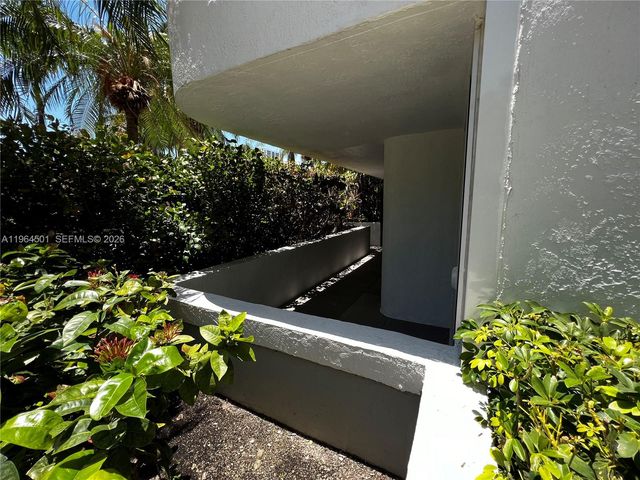 1717 N Bayshore Dr A-1057, Miami, FL 33132