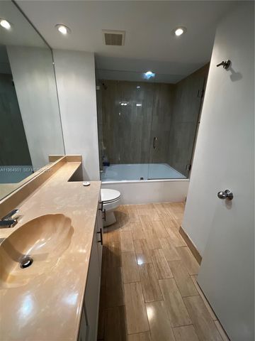 1717 N Bayshore Dr A-1057, Miami, FL 33132