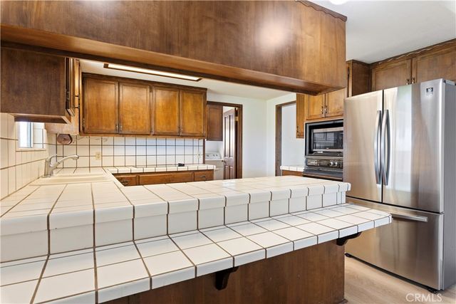 2835 Park Drive, Lakeport, CA 95453