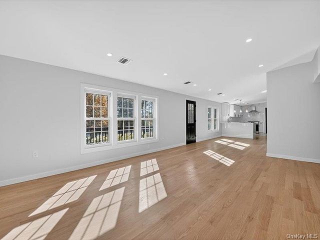 176 Old State Route 28, Glenford, NY 12433