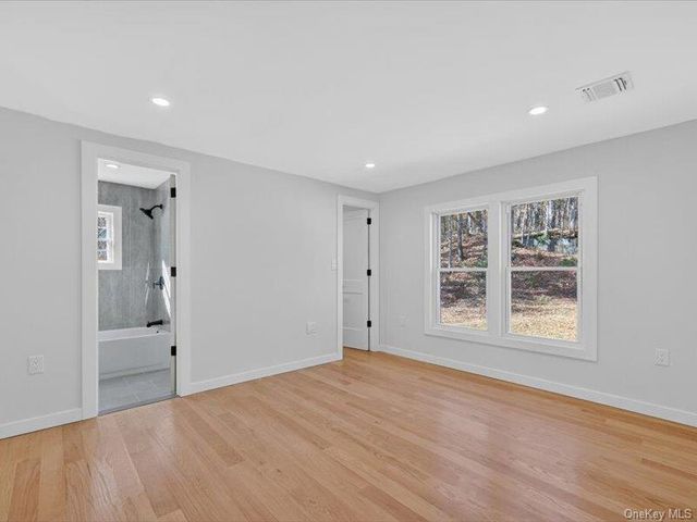 176 Old State Route 28, Glenford, NY 12433