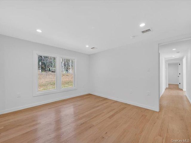 176 Old State Route 28, Glenford, NY 12433