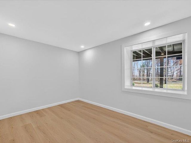 176 Old State Route 28, Glenford, NY 12433