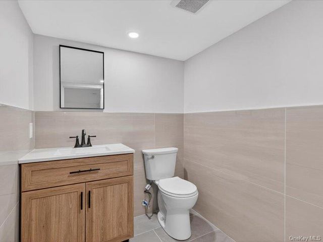 176 Old State Route 28, Glenford, NY 12433