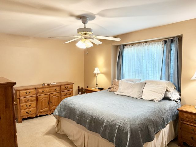 402 Rolling Acres Dr, White House, TN 37188