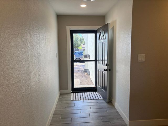 2902 W Straford Drive, Chandler, AZ 85224
