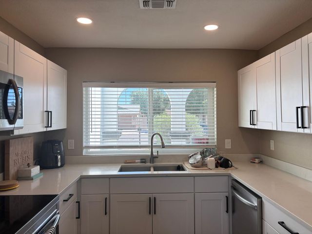 2902 W Straford Drive, Chandler, AZ 85224