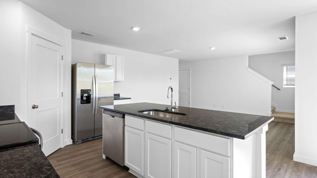 10697 Prairie Lake Drive, Apison, TN 37302