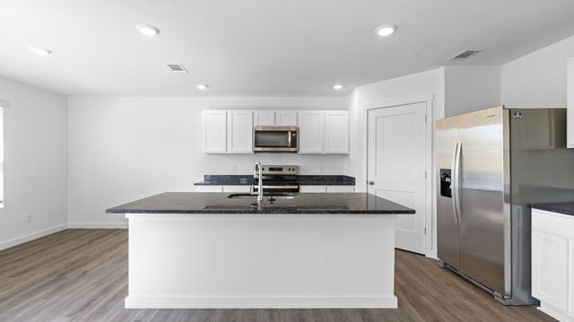 10697 Prairie Lake Drive, Apison, TN 37302