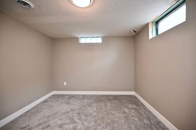 1823 18th Street NW, Rochester, MN 55901