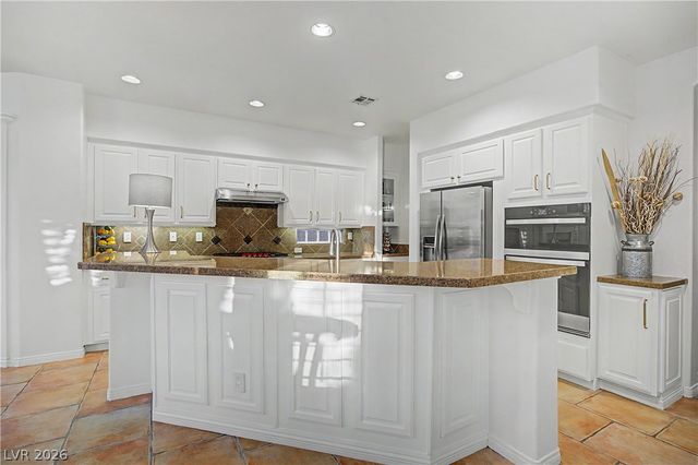 9733 Plateau Heights Place, Las Vegas, NV 89144