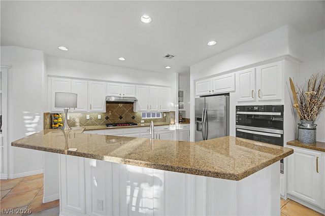 9733 Plateau Heights Place, Las Vegas, NV 89144