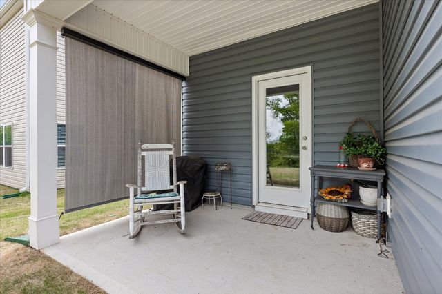 5697 Prickly Loop, Ooltewah, TN 37363