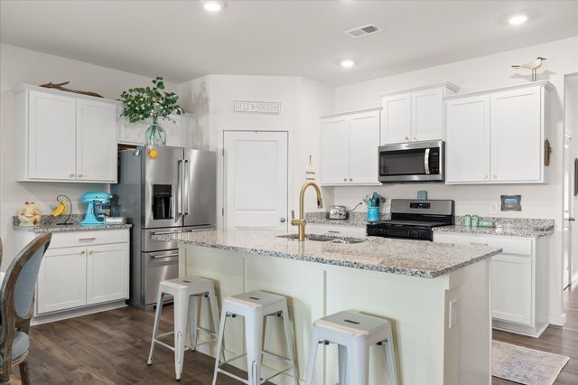 5697 Prickly Loop, Ooltewah, TN 37363