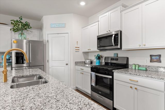 5697 Prickly Loop, Ooltewah, TN 37363