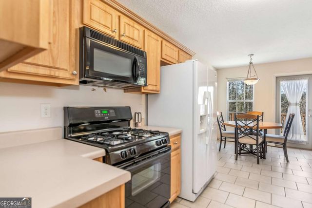8810 Brookhurst Trl, Gainesville, GA 30506