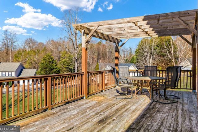 8810 Brookhurst Trl, Gainesville, GA 30506