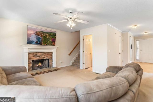 8810 Brookhurst Trl, Gainesville, GA 30506