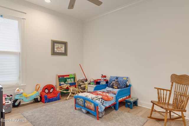 216 Whispering Meadows Road, Broussard, LA 70518