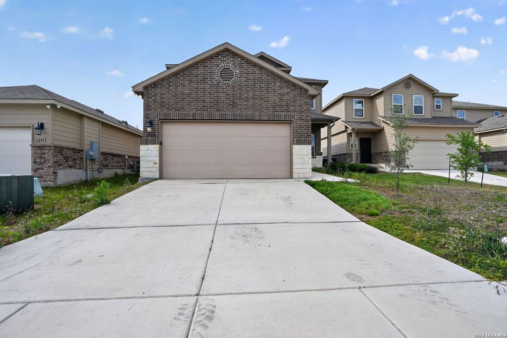 12919 Cicely Ct, St Hedwig, TX 78152