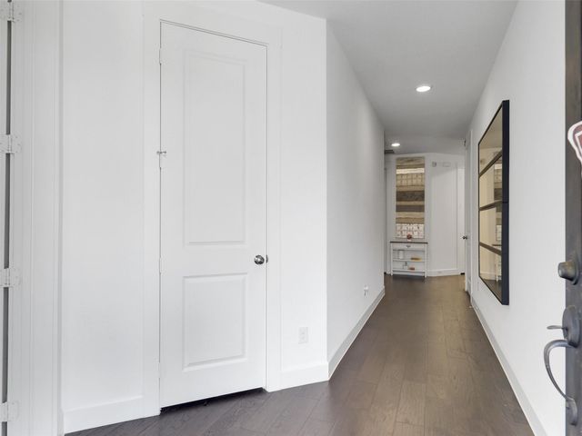 2257 Lobo Lane, Carrollton, TX 75010