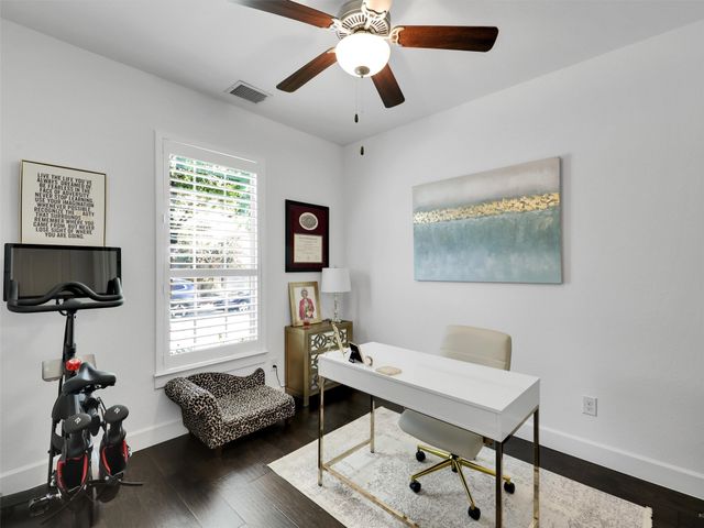 2257 Lobo Lane, Carrollton, TX 75010