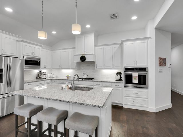2257 Lobo Lane, Carrollton, TX 75010
