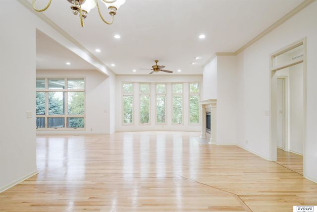 7829 N 156th Avenue, Bennington, NE 68007