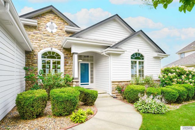 7829 N 156th Avenue, Bennington, NE 68007