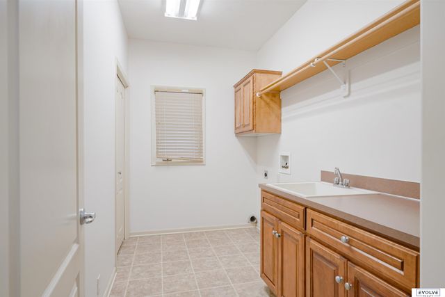 7829 N 156th Avenue, Bennington, NE 68007