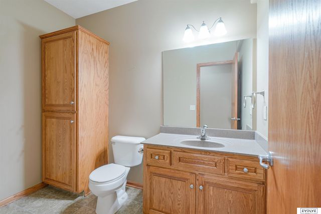 7829 N 156th Avenue, Bennington, NE 68007