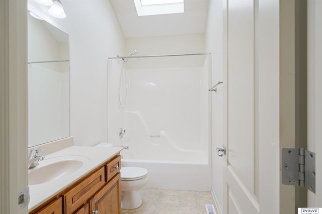 7829 N 156th Avenue, Bennington, NE 68007