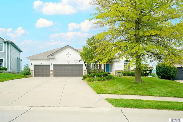 7829 N 156th Avenue, Bennington, NE 68007