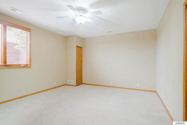 7829 N 156th Avenue, Bennington, NE 68007