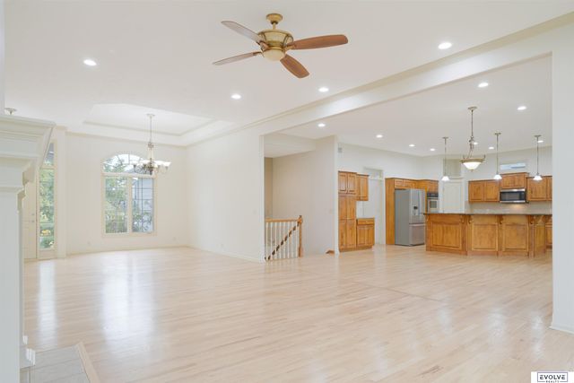 7829 N 156th Avenue, Bennington, NE 68007